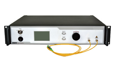 Amplificatore in fibra a frequenza singola da 1,0 µm (5-15 W, mantenimento della polarizzazione)